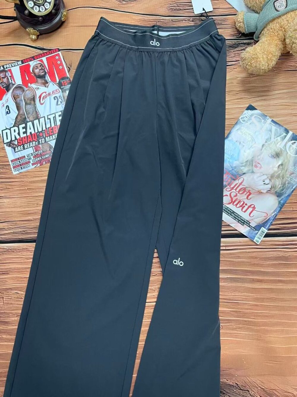 Brand New🎊Alo Yoga Suit Up Pants✂30-inch Inner Seam 🎈Dark Grey, Regular Fit